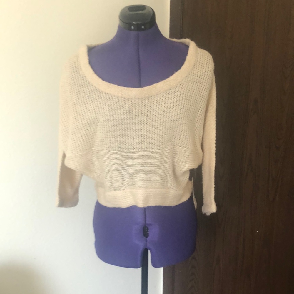 NWOT tan/beige sweater